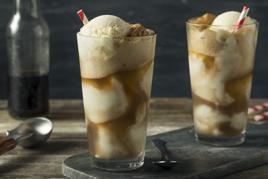 Root Beer Floats & Live Music with Larry